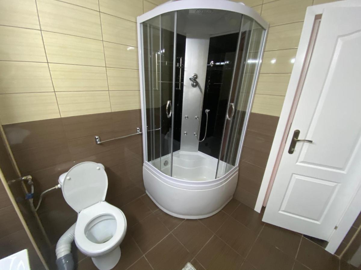 Casa Cattleya Hotell Târgu Jiu Exteriör bild